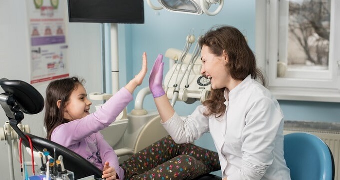 خدمات بهترین دندانپزشک کودکان در سعادت آباد