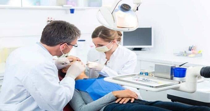 خدمات بهترین کلینیک دندانپزشکی در زعفرانیه