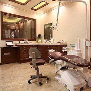 کلینیک دندانپزشکی دکتر حسینی خواه