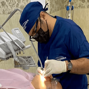 کلینیک دندانپزشکی دکتر کیانفر