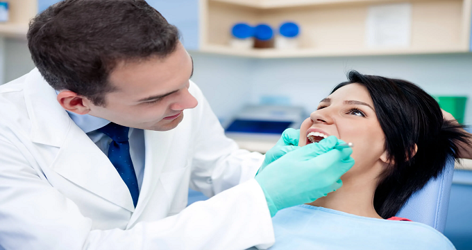 وظایف دندانپزشک چیست؟
