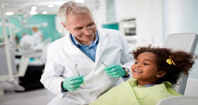 ویژگی های بهترین دندانپزشک کودکان در یزد