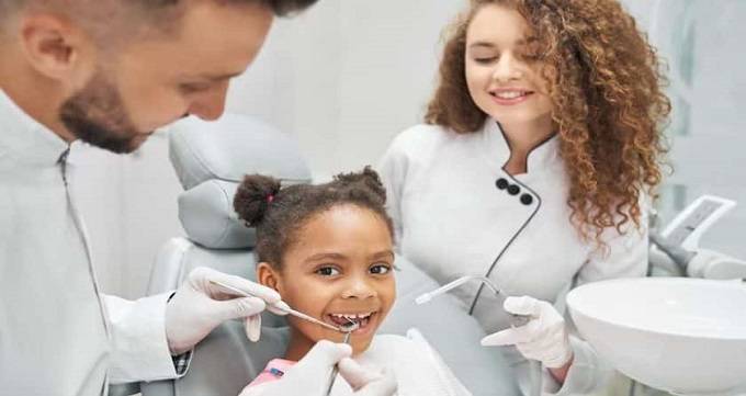 آیا بی حسی دندان برای کودکان 6 ساله بی خطر است؟
